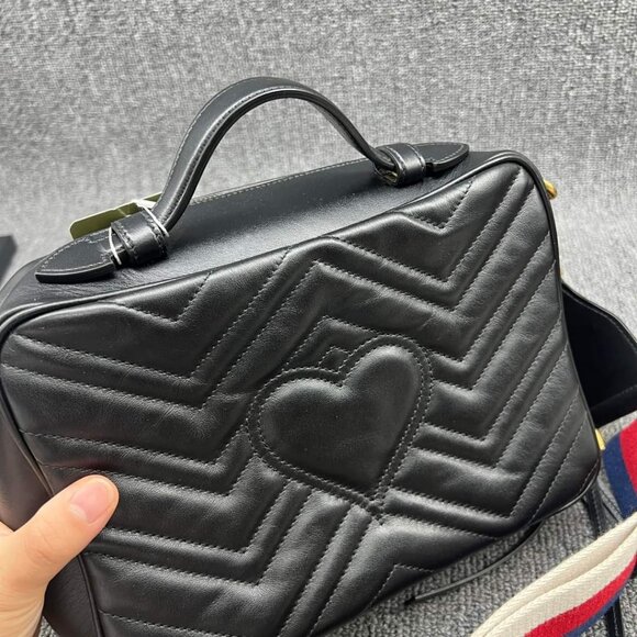 100% Authentic Gucci Matellasse Sylvie Web Leather Shoulder Bag - Picture 3 of 14